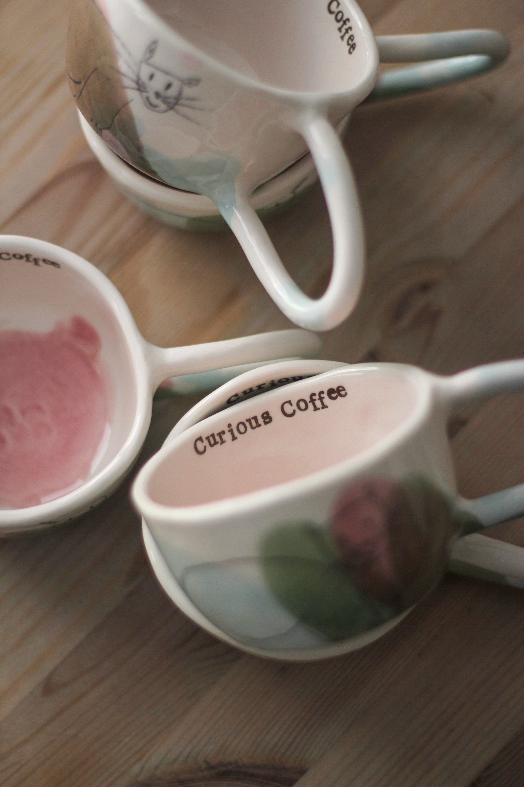 Curious Mugs by T.Radić